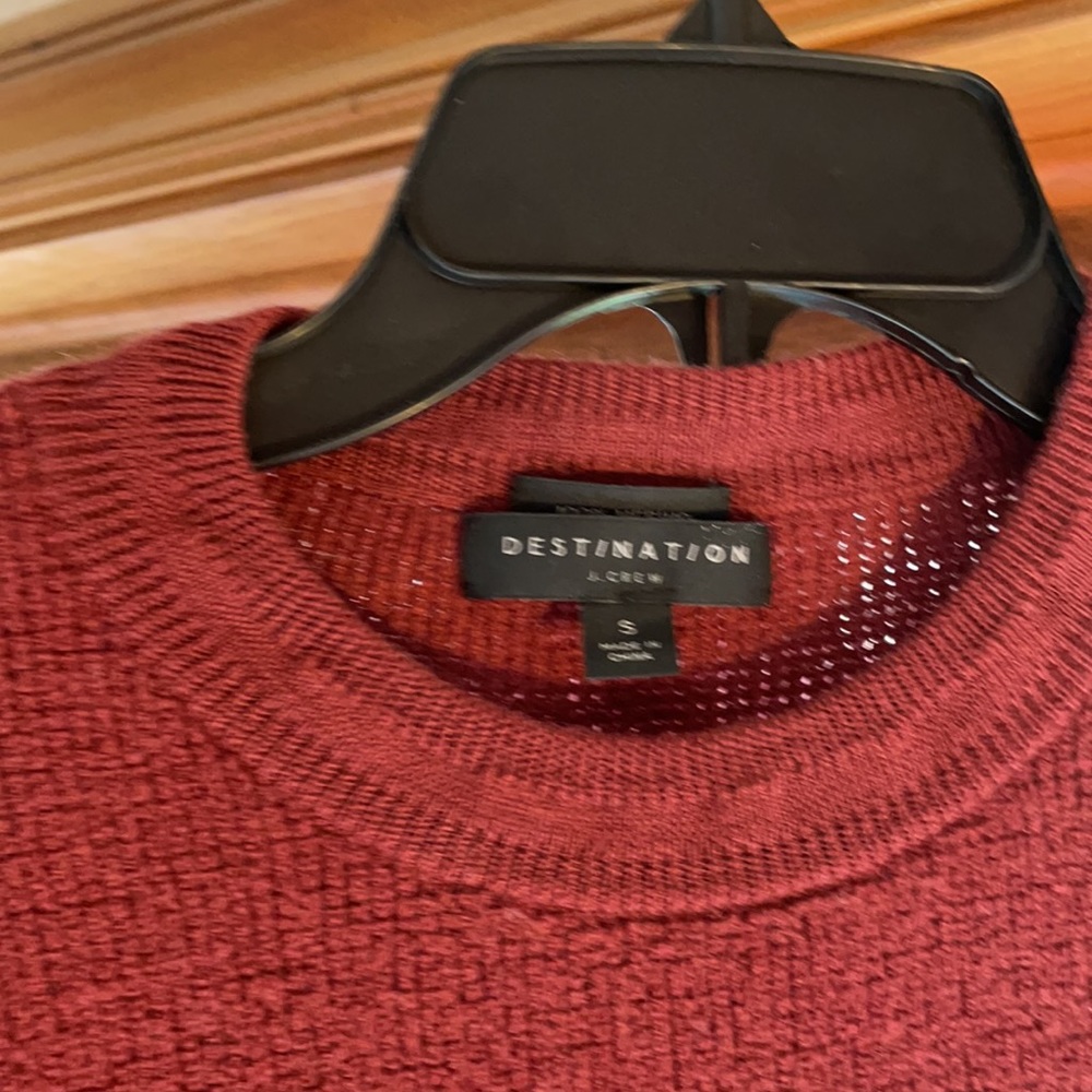 Maroon Sweater - Picture 2 of 3